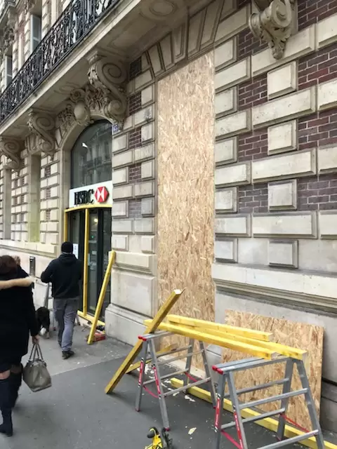Miroiterie et menuiserie - Remplacement vitrages cassés sur ROUEN Miroiterie et menuiserie - Remplacement vitrages cassés sur ROUEN