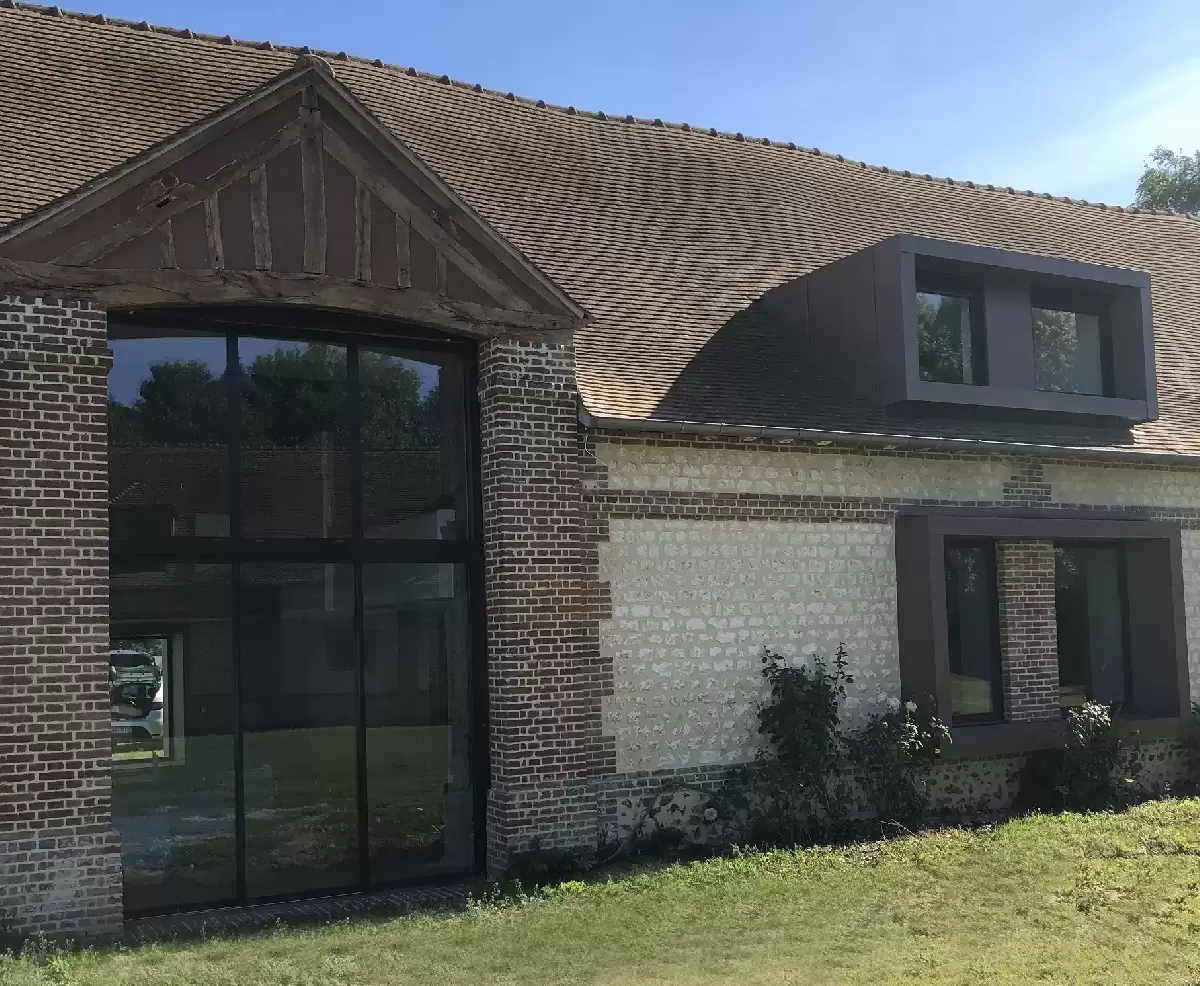 Miroiterie et menuiserie - Menuiseries en aluminium de marque TECHNAL sur la commune de MONTAURE 27